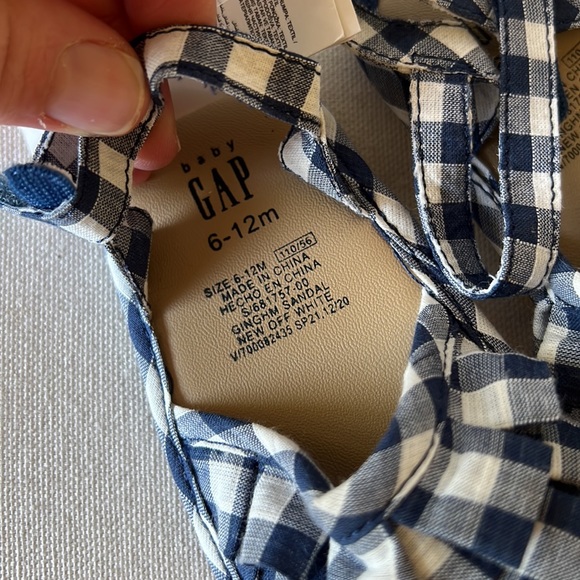 NWT Baby Gingham Sandals Size 3 (6-12months) - Picture 6 of 7